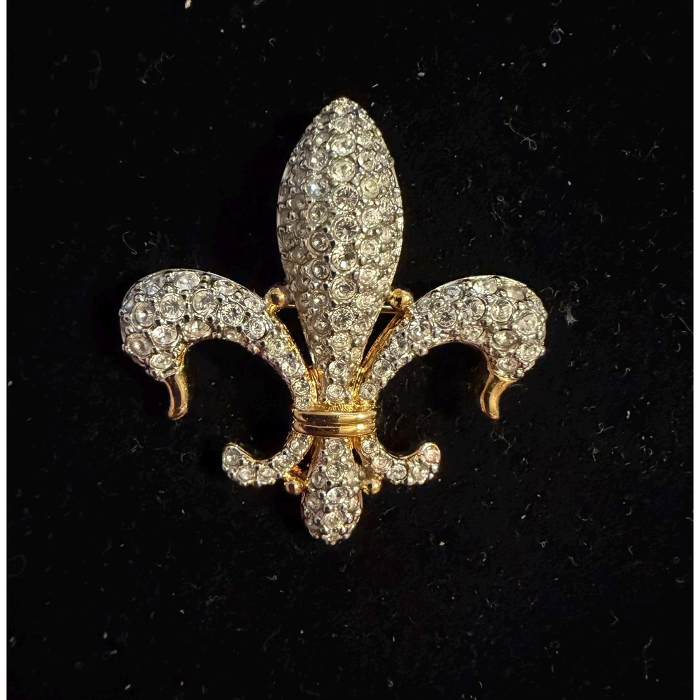 Swan Signed Swarovski Fleur de Lis Pave Crystal pin